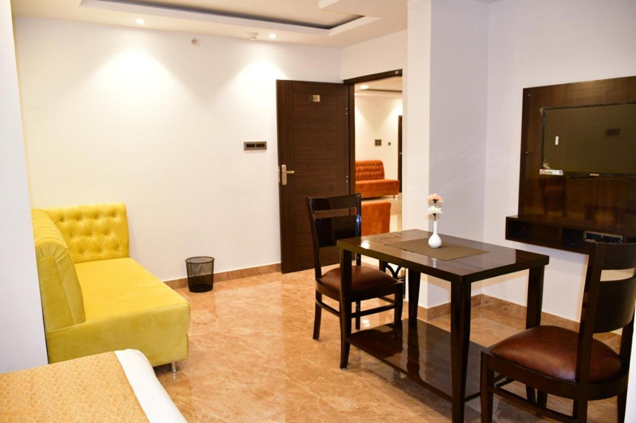 Hotel Grand Lotus Inn Dzsaipur Kültér fotó