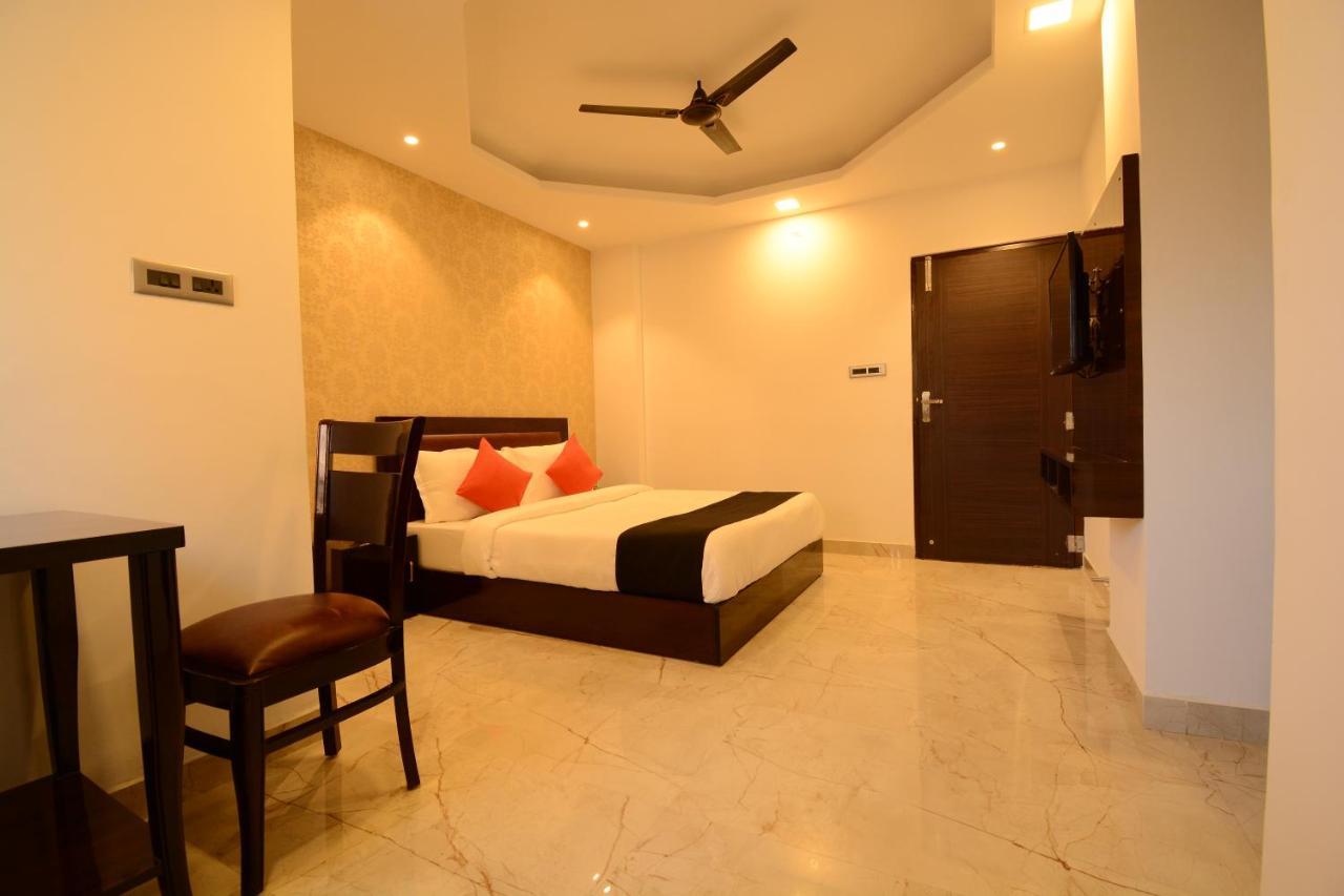 Hotel Grand Lotus Inn Dzsaipur Kültér fotó