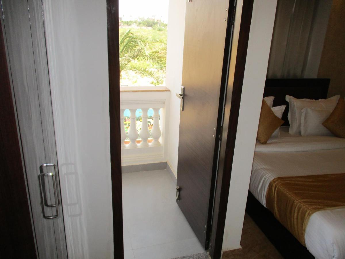 Hotel Grand Lotus Inn Dzsaipur Kültér fotó