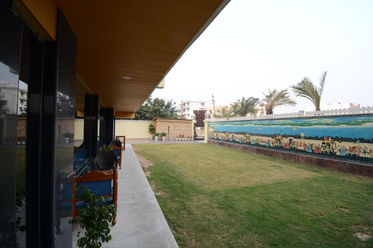 Hotel Grand Lotus Inn Dzsaipur Kültér fotó